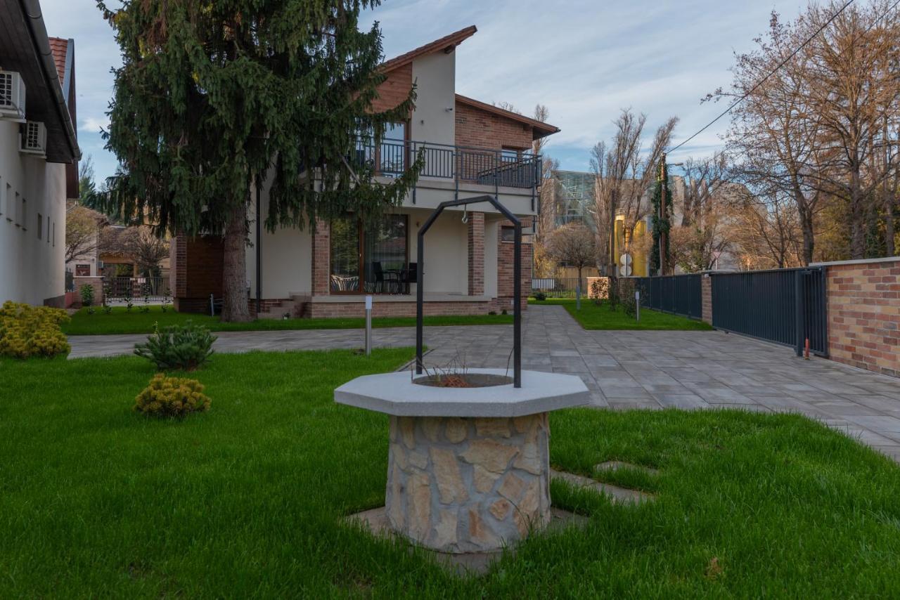 Hidfo Apartman-Nyugalom Szigetei Gyula Exterior photo